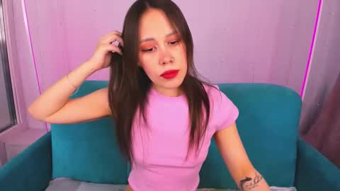 Snapshot of sugar_blond chatting on November 16, 2:06 am sugar blond online show from November 16, 2:06 am