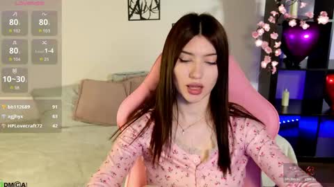 Snapshot of sugar_kitten12 chatting on April 12, 5:12 am Jane online show from April 12, 5:12 am