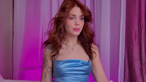 Snapshot of sugar_lips__ chatting on February 28, 3:07 am Alice online show from February 28, 3:07 am