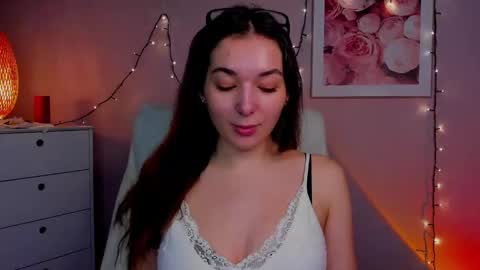 Snapshot of sugar_xmegan chatting on March 8, 1:57 pm Megan online show from March 8, 1:57 pm