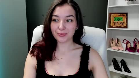 Megan online show from June 9, 7:09 am