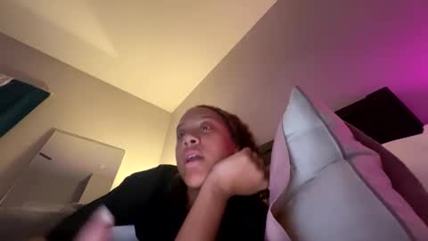 sugarbossbaby02 online show from November 28, 4:15 am