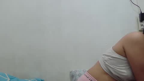 Snapshot of sugardolly28 chatting on February 27, 12:54 am sugardolly28 online show from February 27, 12:54 am