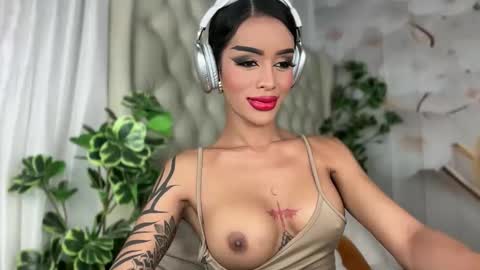 Jess online show from October 10, 8:41 pm