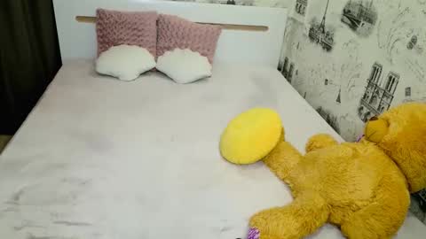 sugarkissx online show from December 4, 9:01 pm