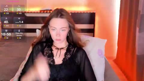 Lola online show from July 31, 9:52 am