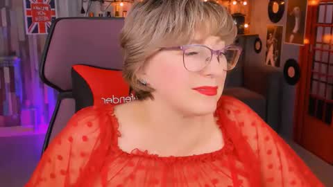 Vivien online show from November 12, 2:17 pm