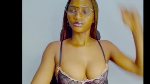 Ivy online show from February 4, 2:34 pm