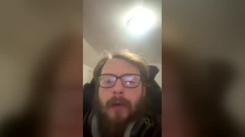 Snapshot of suge6996 chatting on February 8, 5:22 am suge6996 online show from February 8, 5:22 am