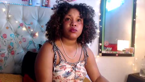 Snapshot of suggabrown_ chatting on February 11, 12:58 pm suggabrown_ online show from February 11, 12:58 pm