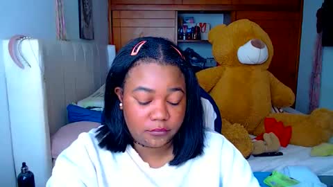 Snapshot of suggarbaby1 chatting on September 21, 9:27 pm Cami Back in 2 hours online show from September 21, 9:27 pm