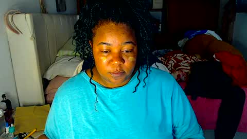 Cami   Back in 2 hours online show from June 17, 10:17 am