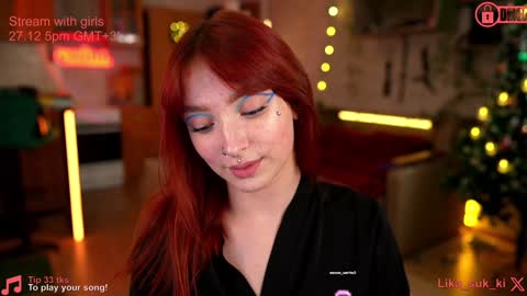 Lika ginger  Jessy blond   online show from December 25, 8:07 pm