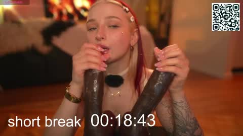 Snapshot of suk_ki chatting on June 8, 8:58 am Lika ginger Jessy blond online show from June 8, 8:58 am