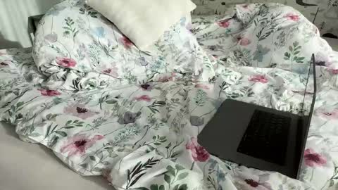 Snapshot of suk_my_cock chatting on May 23, 4:11 pm suk_my_cock online show from May 23, 4:11 pm