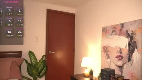 Suki online show from April 30, 11:42 pm
