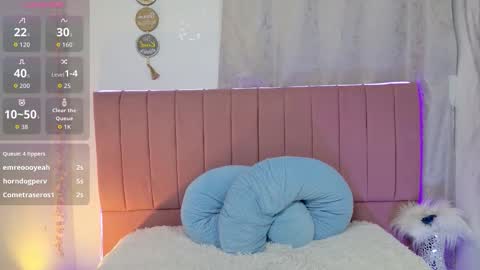 sukilove18 online show from November 28, 10:23 pm