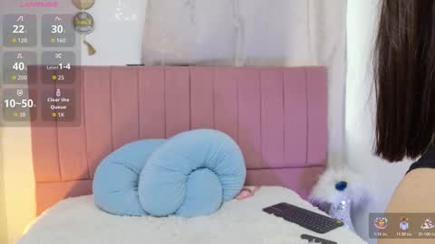 sukilove18 online show from December 15, 10:14 pm