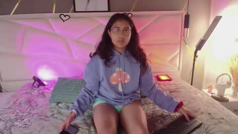 Snapshot of sukirush chatting on November 17, 12:33 pm SUKI online show from November 17, 12:33 pm