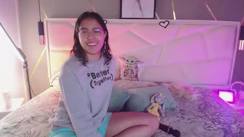 Snapshot of sukirush chatting on November 22, 11:42 am SUKI online show from November 22, 11:42 am