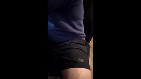 sulaco834 online show from April 6, 3:57 pm