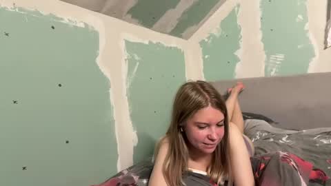 Sexy Nurse Girl online show from June 15, 7:38 pm