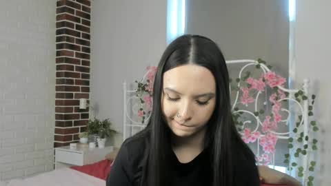 Lina 3 online show from March 25, 9:26 am