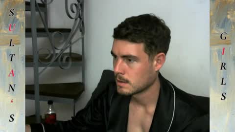 Snapshot of sultansgirls chatting on September 26, 4:05 am The Sultan online show from September 26, 4:05 am