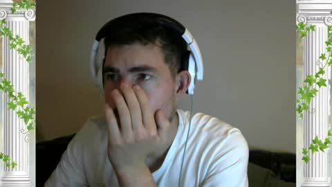 Snapshot of sultansgirls chatting on October 20, 6:25 am The Sultan online show from October 20, 6:25 am