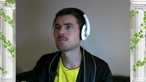 Snapshot of sultansgirls chatting on October 25, 8:55 am The Sultan online show from October 25, 8:55 am