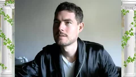 Snapshot of sultansgirls chatting on October 30, 6:52 pm The Sultan online show from October 30, 6:52 pm