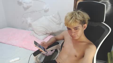 sultry_charls online show from October 19, 6:41 pm