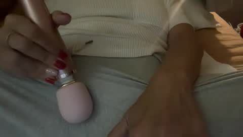 summer994716 online show from January 6, 6:33 pm