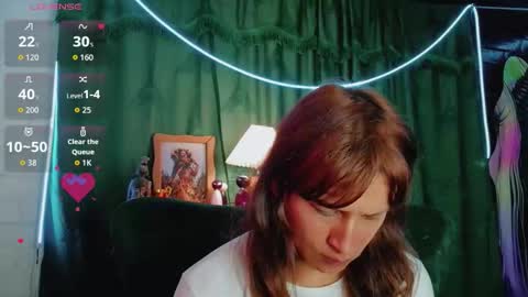 Snapshot of summer__xo chatting on February 11, 10:37 pm Summer online show from February 11, 10:37 pm
