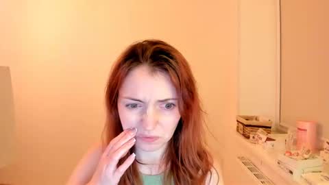 Summer Preston online show from December 5, 1:58 am