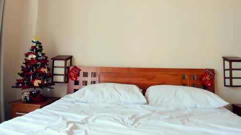 Angel PVT show open online show from December 24, 7:39 am