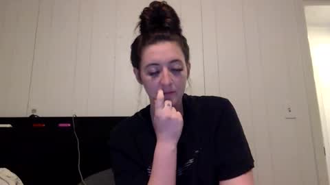 Snapshot of summerlee9 chatting on May 18, 10:37 pm summerlee9 online show from May 18, 10:37 pm