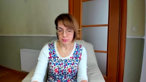 summerliza online show from December 19, 10:13 am