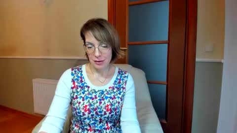 summerliza online show from December 19, 1:18 pm