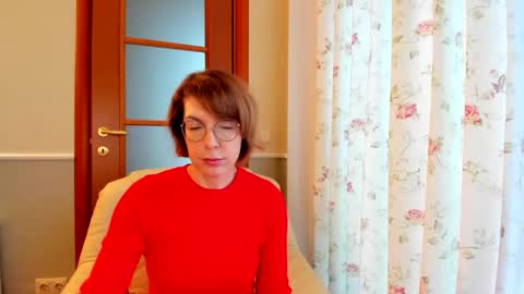 summerliza online show from December 25, 8:18 am