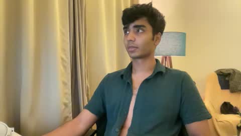 Snapshot of summiter chatting on October 1, 6:58 pm summiter online show from October 1, 6:58 pm