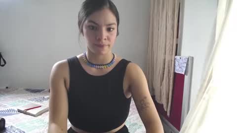 Snapshot of sun1moon6 chatting on October 27, 8:02 pm moon1 online show from October 27, 8:02 pm