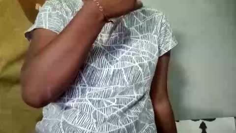 Snapshot of sunali_jain03 chatting on April 14, 2:39 am sunali_jain03 online show from April 14, 2:39 am