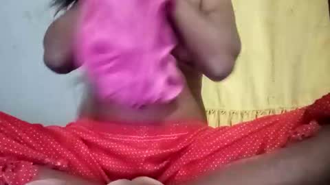 Snapshot of sunali_jain03 chatting on April 25, 9:45 am sunali_jain03 online show from April 25, 9:45 am