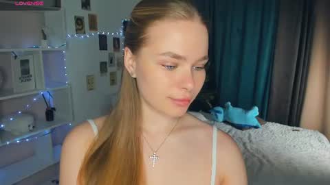 Jenny online show from June 26, 7:13 am