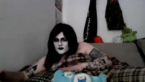 sundaygoth online show from June 15, 3:14 pm