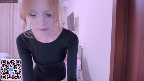 Snapshot of sunkissedsin chatting on November 14, 11:24 pm sunkissedsin online show from November 14, 11:24 pm