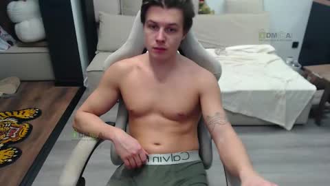 Alice and Sergey online show from December 3, 1:20 pm