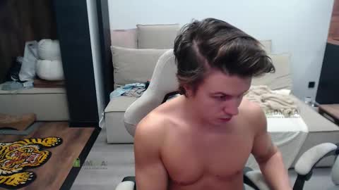 Alice and Sergey online show from January 7, 7:55 am