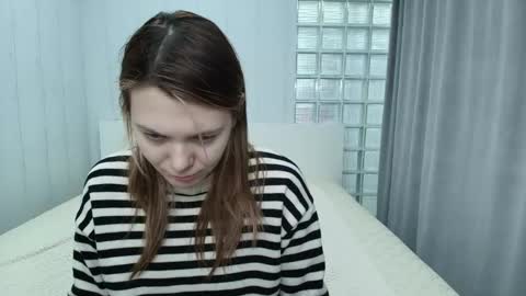 Snapshot of sunny__sammy chatting on March 9, 1:20 am Sammy online show from March 9, 1:20 am